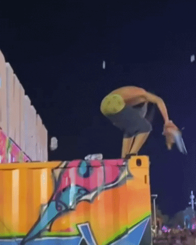 giphy.gif?cid=9b38fe91b4343e5be0b6a7d3cb132c5b96d9fb186d7f0e10&ep=v1_user_favorites&rid=giphy.gif&ct=g