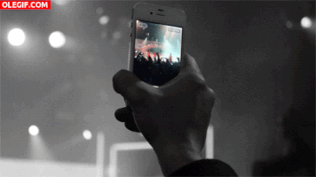smartphone concierto GIF