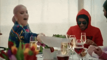 200.gif?cid=fc005b0821ff812e691dbc6abbbdd0c0e260194f322d6bfb&rid=200.gif&ct=g