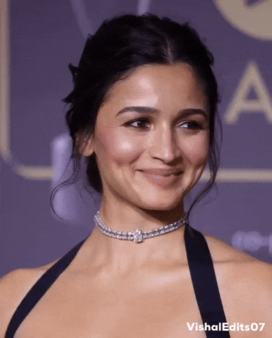Alia Bhatt Love GIF