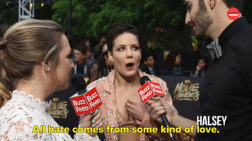 Red Carpet Celebs GIF by BuzzFeed
