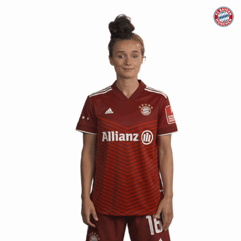 Lina Magull Football GIF by FC Bayern Women