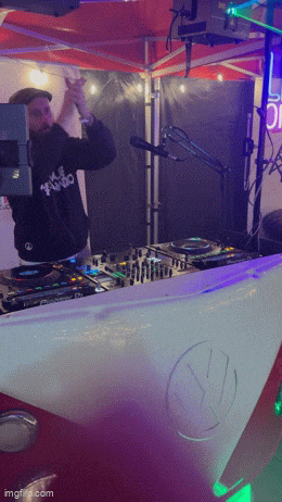 Dj Volkswagen GIF by VDubRadio