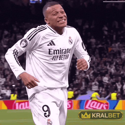 Real Madrid Football GIF by Kral Social