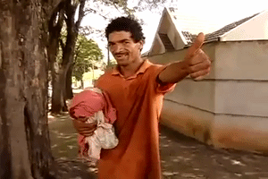TRIDENT galo cego GIF