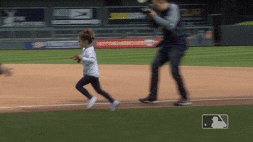 daughters mauer GIF by MLB