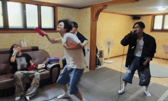 Leo Sangwon GIF