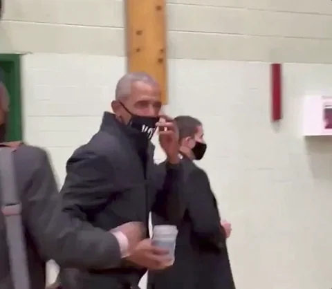 Barack Obama Basketball GIF by GIPHY News