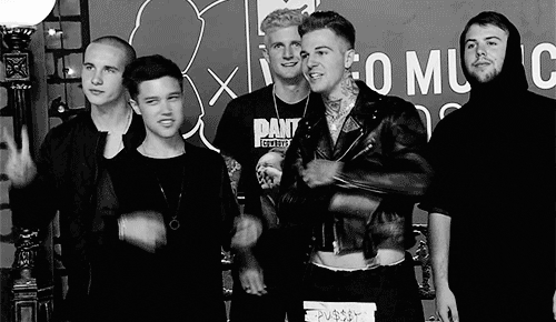 Resultado de imagen para the neighbourhood gif