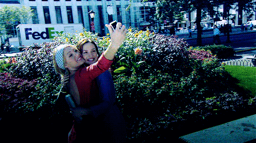 leighton meester gossip girl blake lively serena blair GIF