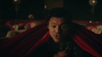 GIF gi-upload ni Erin Taylor