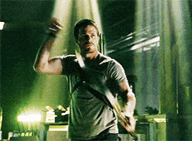 stephen amell arrow GIF