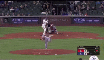 Leo Rivas GIF