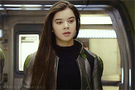 Resultado de imagen para Hailee Steinfeld gif