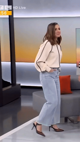 Vanessa Civiello GIF