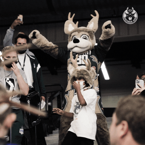 Milwaukee Bucks Dance GIF by Wisconsin Herd