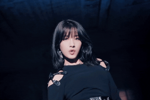 Clc Seunghee GIFs - Get the best GIF on GIPHY