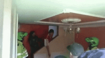 Peguelo GIF
