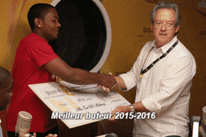 com_guyane1ere #football #dh #guyane1ere #usmacouria #geldar #usmatoury GIF