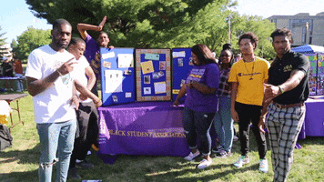 Students Campus GIF by Western Illinois University