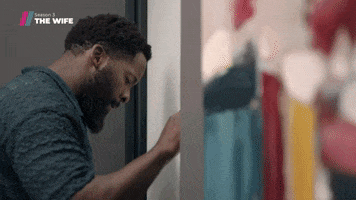Knocking Mom And Dad GIF by Showmax