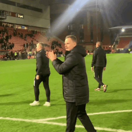 Football Win GIF by Leyton Orient FC