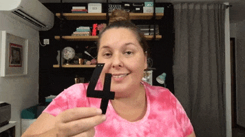4 GIF