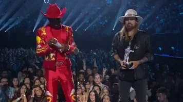 Meme Scroll GIF by 2019 MTV Video Music Awards