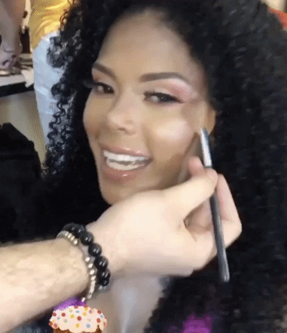 giphy.gif?cid=4d1e4f29257848a07a9fe55388