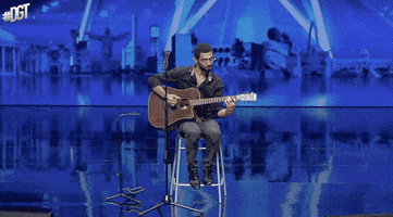 Cantante Guitarra GIF by Dominicana's Got Talent