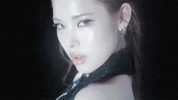 Beautiful Girls Mai GIF