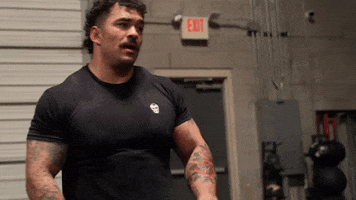 Looking Look Here GIF by GYMREAPERS