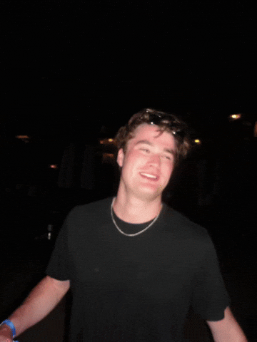 Jonathantoe GIF