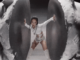 Jennie GIF