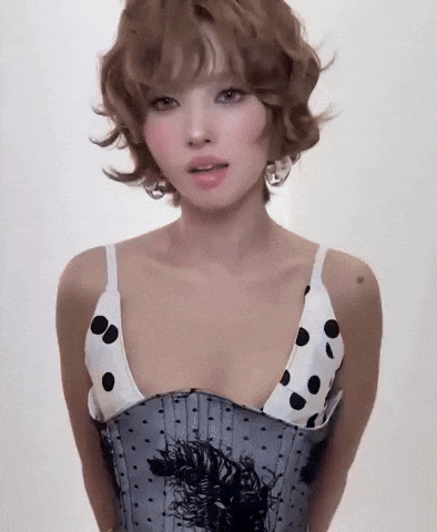 Soyeon GIF