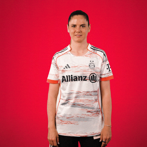 Football Soccer GIF by FC Bayern Women