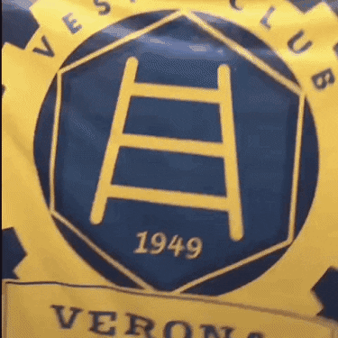 Strip Giallo GIF by Vespa Club Verona