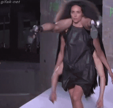 Fashion Runway Model GIF - Find & Share on GIPHY