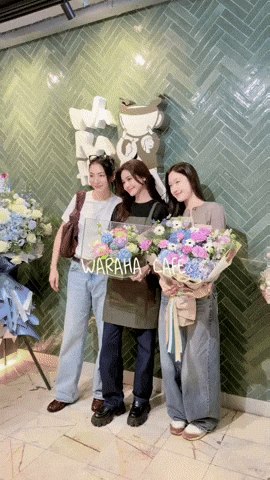 Faye GIF