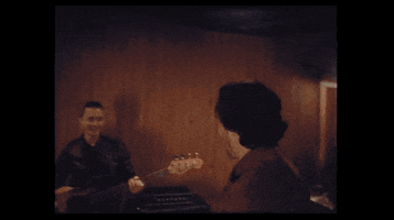 200.gif?cid=fc005b08ca1908fb6610fdcd94a1376558872f8b5204dac7&rid=200.gif&ct=g