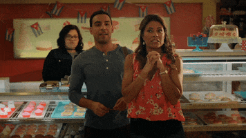 200.gif?cid=fc005b08275a302f1bf4fdadbe2d5612cd48e2b2e6c69d21&rid=200.gif&ct=g