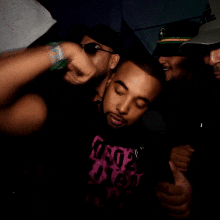 Qucee GIF