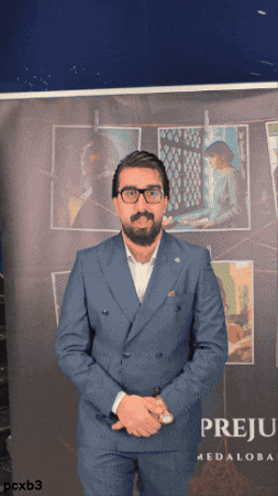 1 GIF by علي فلاح الخاقاني