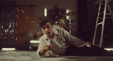 200.gif?cid=fc005b085b65ae0d61473b2f33527c55bdff42b3eccd7ae1&rid=200.gif&ct=g