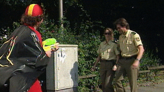 butenunbinnenonline GIF