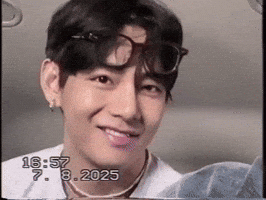 Kim Taehyung V GIF