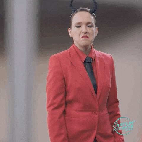 Die Carolin Kebekus Show GIF - Find &amp; Share on GIPHY