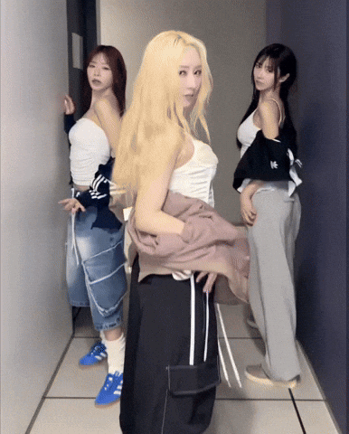 Queens Dreamcatcher GIF