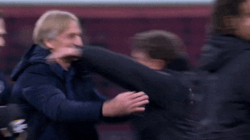 200.gif?cid=fc005b088650b849f797978b7468f2aca6e689e42930ed5b&rid=200.gif&ct=g