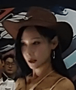 Model GIF